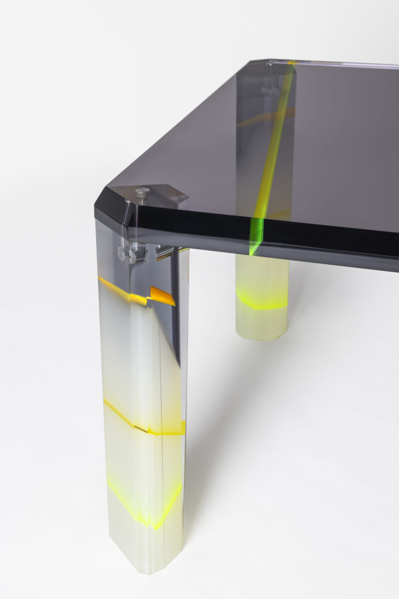 Draga-Aurel_FLARE dining table_ph Federica Lissoni (5)